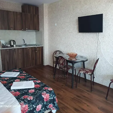 Appartement студио под наем елина 31 Shkorpilovtsi
